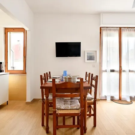 Apartment The House Of Sunshine!